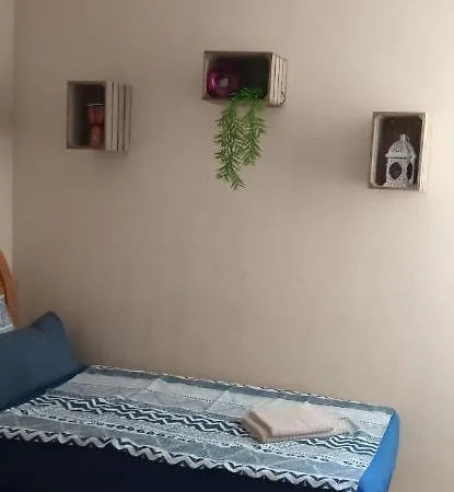Melanie Apartment *